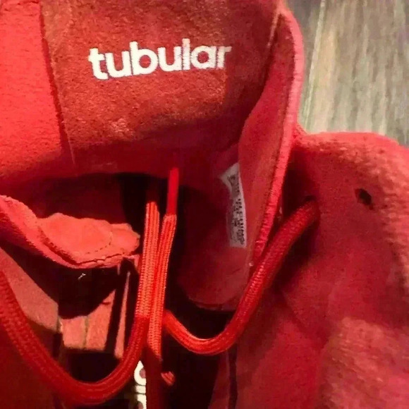 ADIDAS TUBULAR INVADER MEN’S 
STRAP CASUAL LACE-UP SHOE - Picture 8 of 9